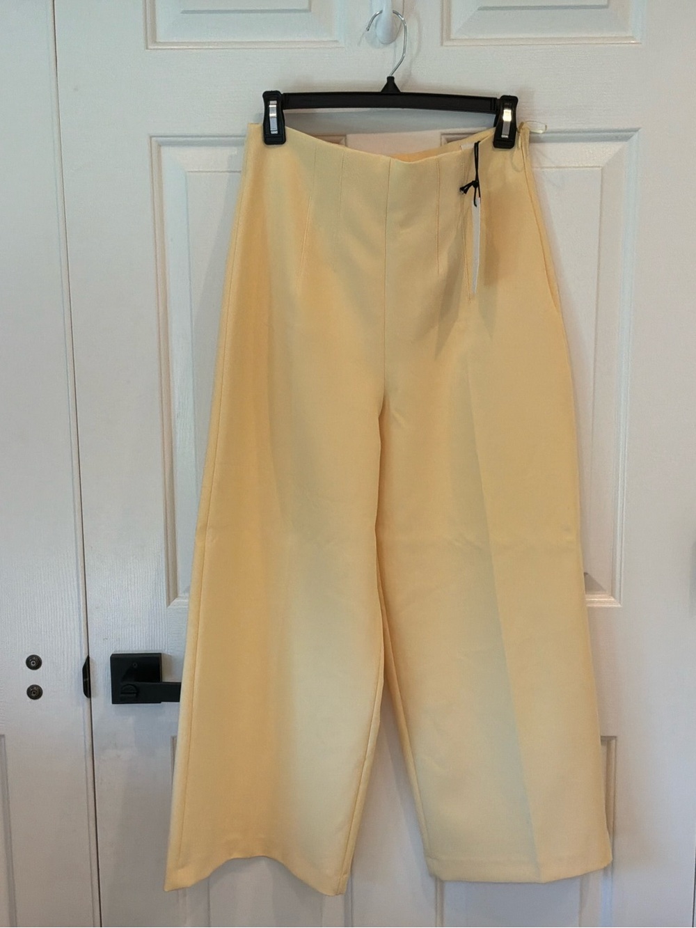Zara Wide-Leg High-Waist Pants in Pale Yellow